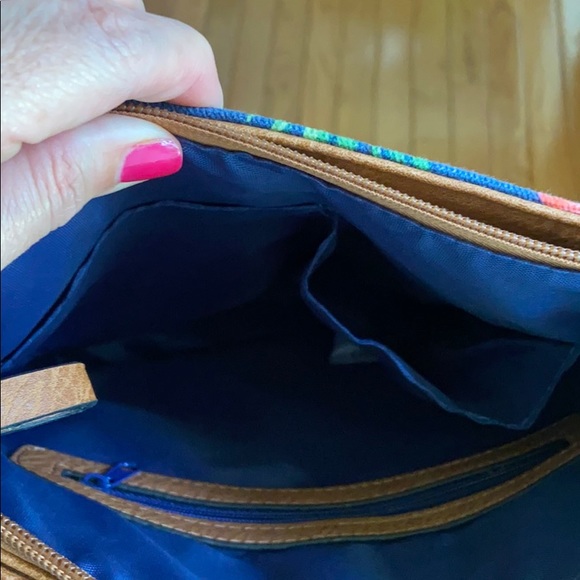 Kim Rogers crossbody Blue/Pink Floral - Picture 7 of 7